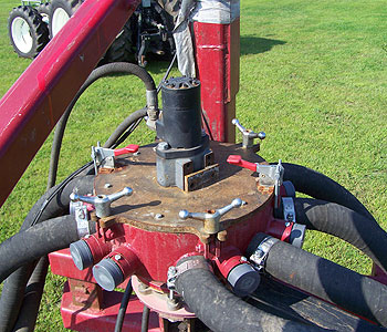 16' Farmstar Chisel Plow - 7-shank